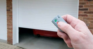 Купить автоматику для рулонных ворот Домодедово, цена от 2775 руб.