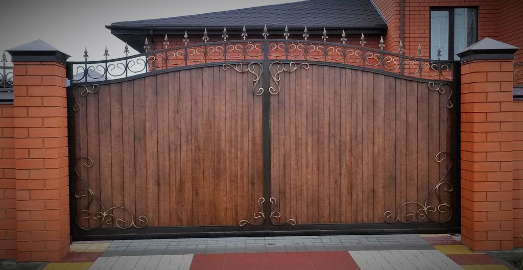Купить простые ворота для дома: советы по выбору, установке и уходу в Домодедово от 33498 руб | Титанзабор