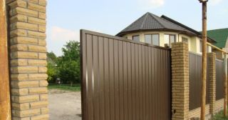 Купить откатные ворота из профнастила Домодедово, цена от 1780 руб.