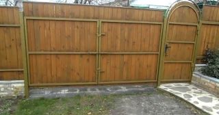 Купить распашные ворота деревянные Домодедово, цена от 2775 руб.