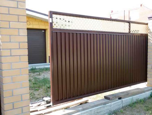 Эстетика и Надежность: Ворота Grand Line для Вашего Дома в Домодедово от 37476 руб
